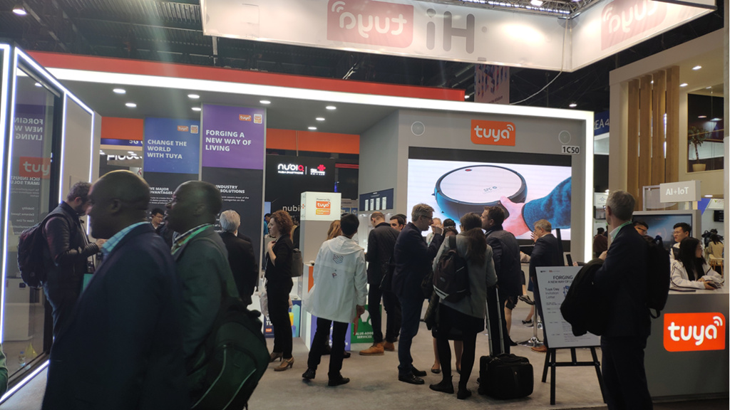 智能眼镜崛起 MWC19巴塞罗那见证行业边界消失的一刻
